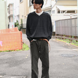 L/S V Neck Black