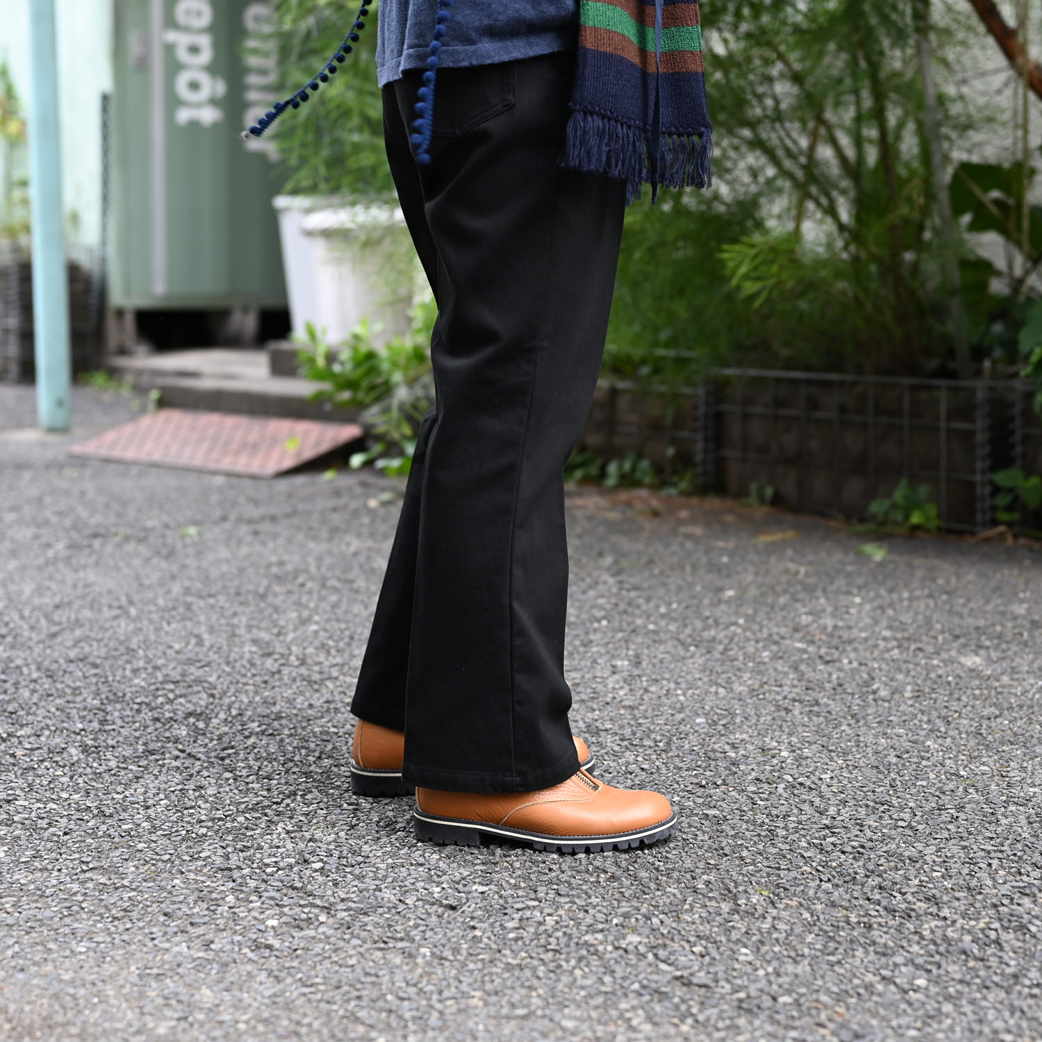COMFORTABLE REASON (Pique DOC Slacks Black) 通販 ｜ SUPPLY TOKYO 