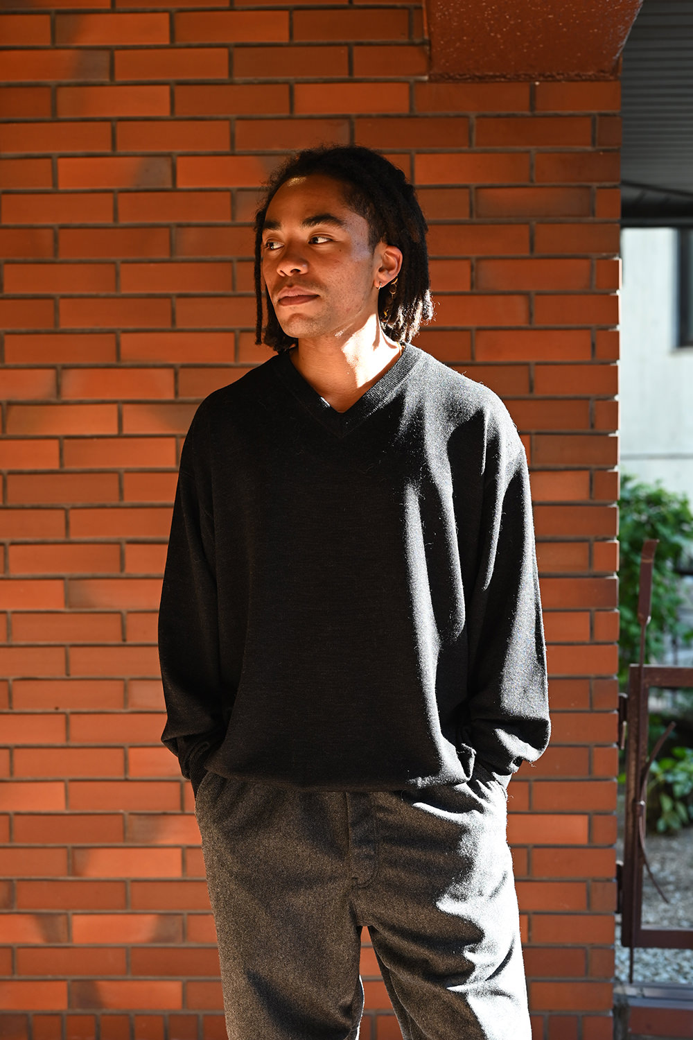 MERINO WOOL V NECK KNIT made by crepuscule ｜ SUPPLY TOKYO online 