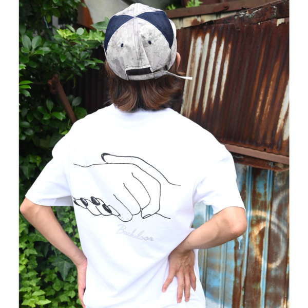 BACKDOOR /// Hands Tee 07