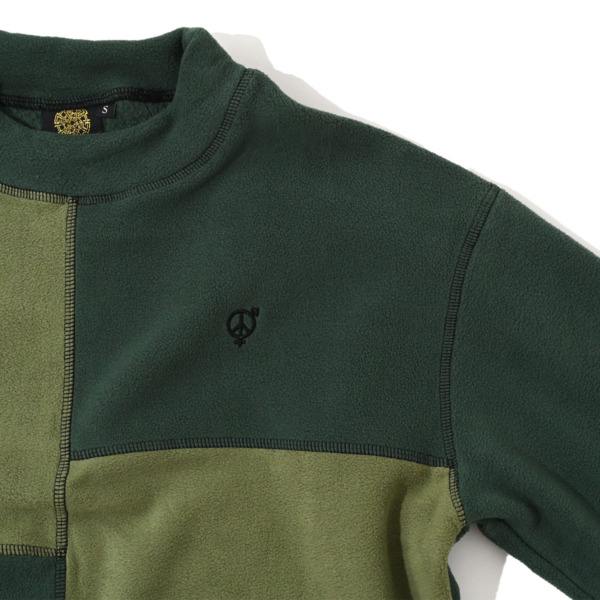 sexhippies /// Box Fleece Mock Neck Olive 02