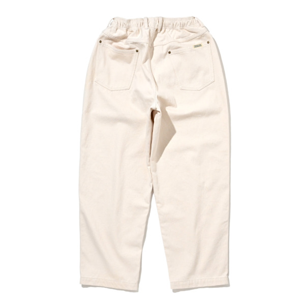 COMFORTABLE REASON /// Rodeo Slacks Off white 02