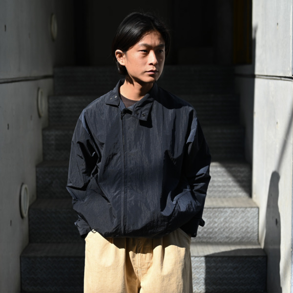 P A C S /// Asymmetry Dog Ear Jacket Dark navy 05